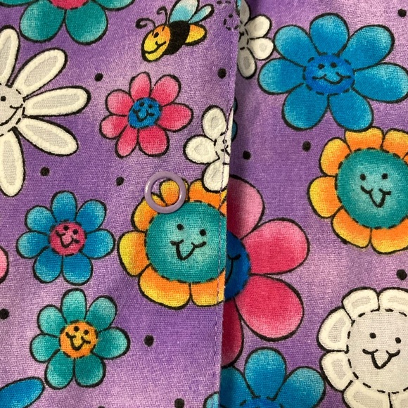 SB Smiley Floral Bees Small Purple Snap Nurse Medical Uniform Scrubs Top - Picture 5 of 11